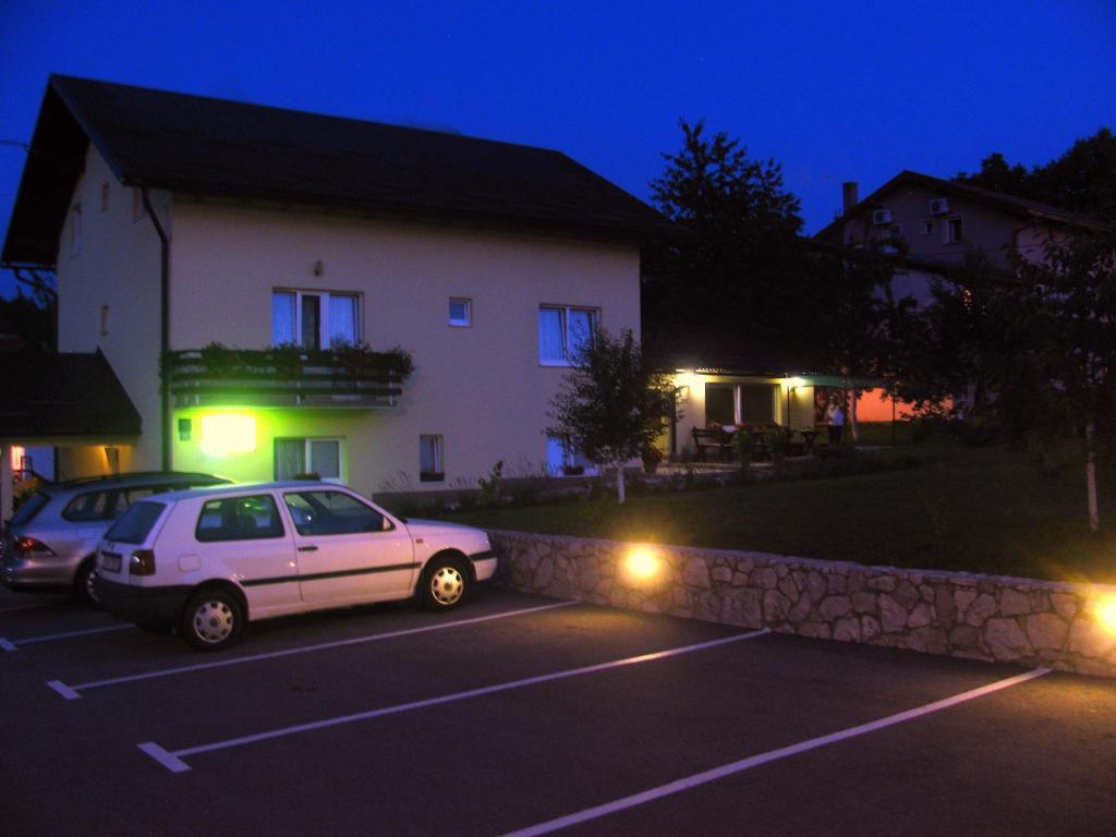 Hotel House Sekulic à Grabovac  Extérieur photo